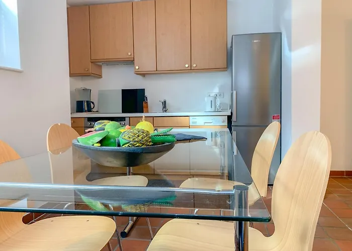 - 20 Min Messe Dus Apartmán *